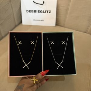 Glitz “X’ Necklace Set